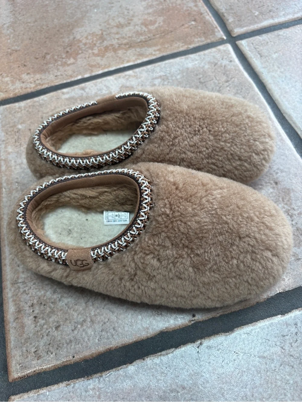 UGG Big Girls Sheepskin Slip-On Slippers — Chestnut Brown Tasman Maxi Curly